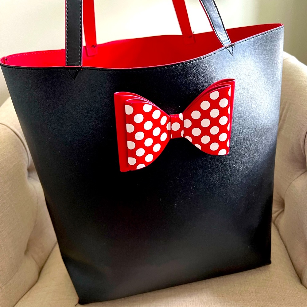 Faux Leather Disney Parks Exclusive Tote Bag Minnie Mouse bow